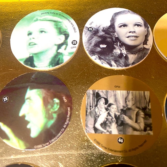 WIZARD OF OZ VINtAGE 90’s POGS GROUP OF 20 DIFFERENT SCENES - Picture 4 of 13